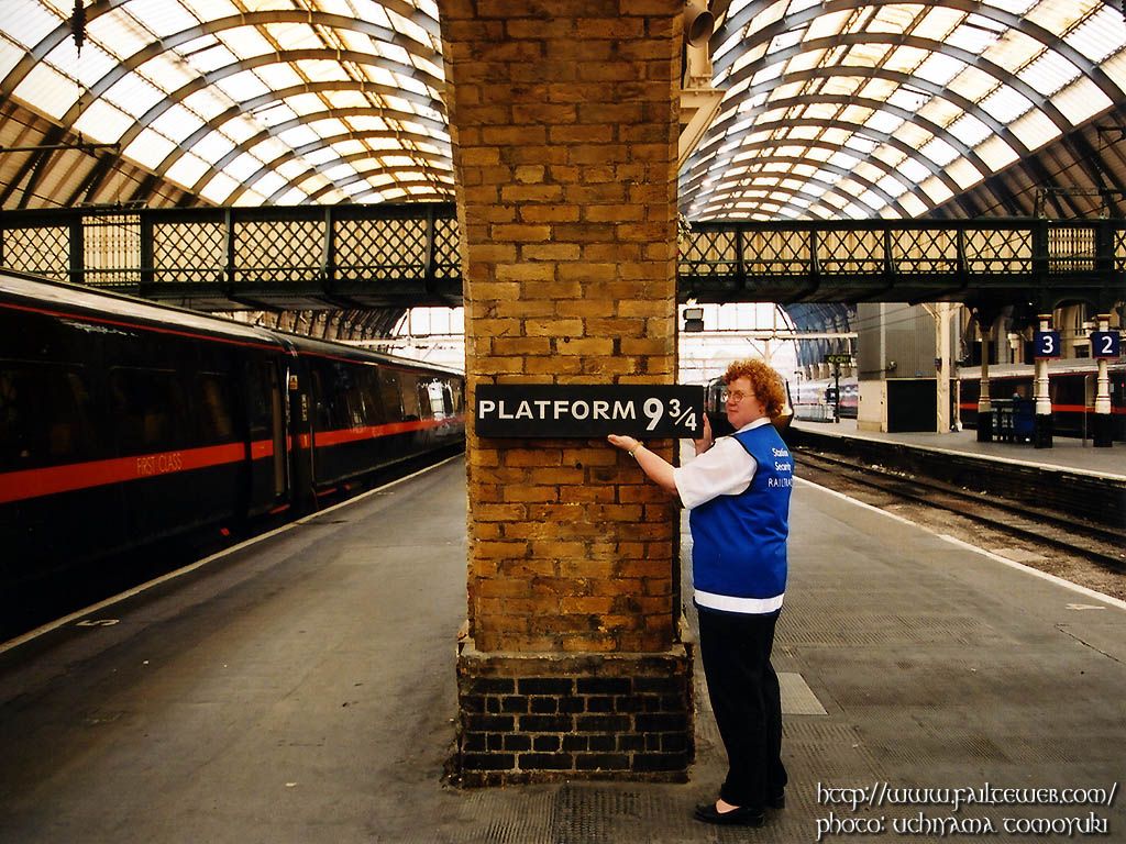 Platform 9 3/4 Wallpapers