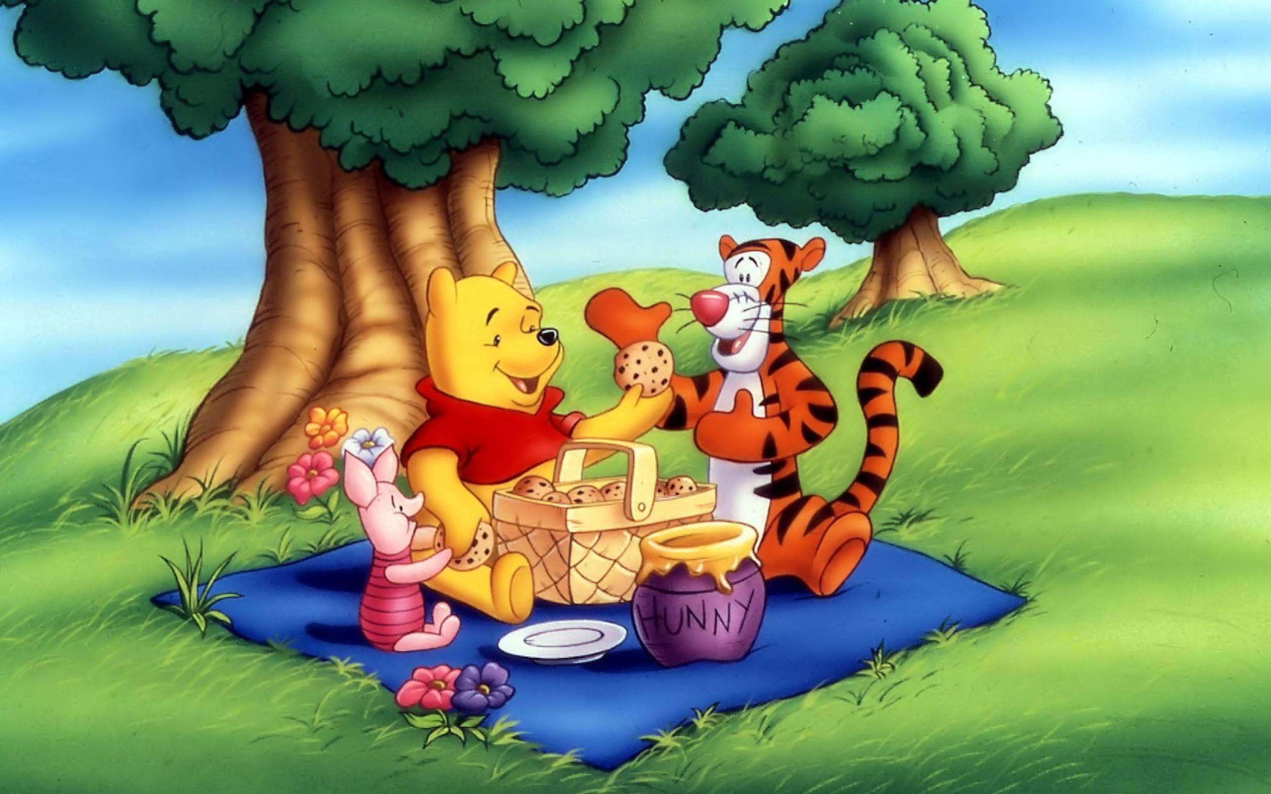 Pooh Bear Wall Paper Wallpapers