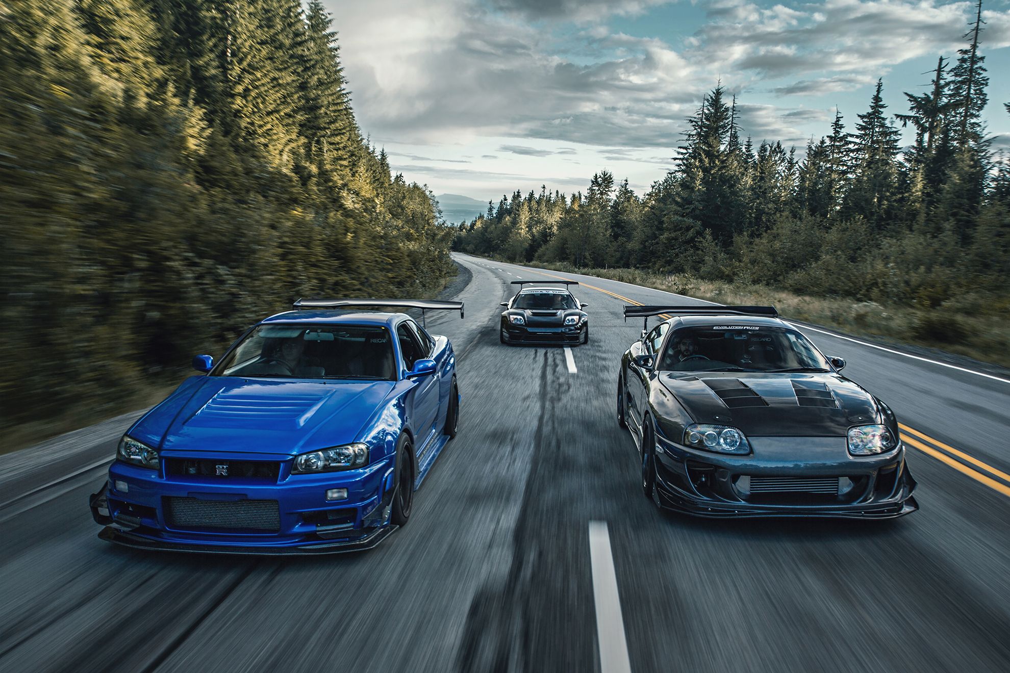 R34 And Supra Wallpapers