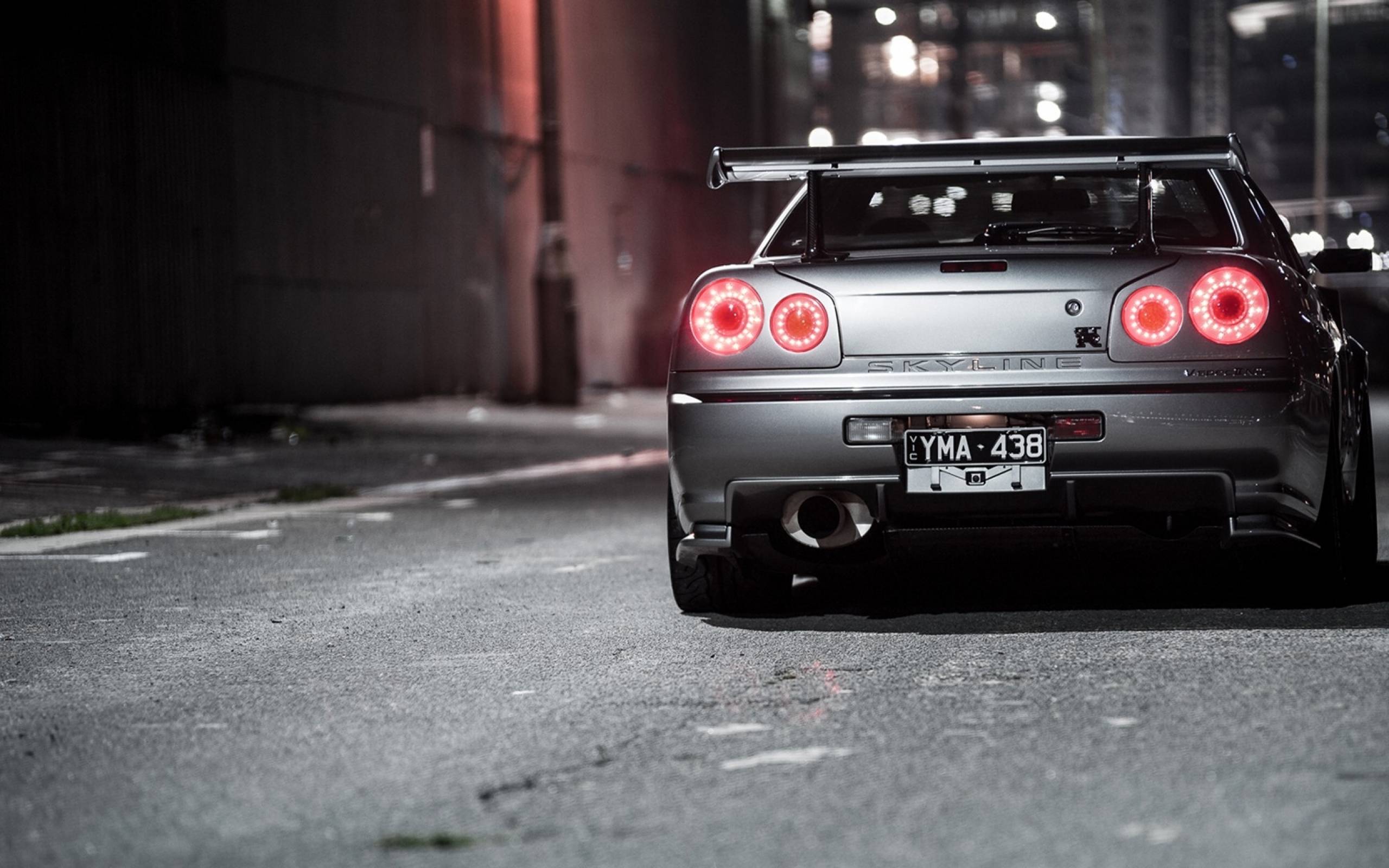 R34 Wallpapers