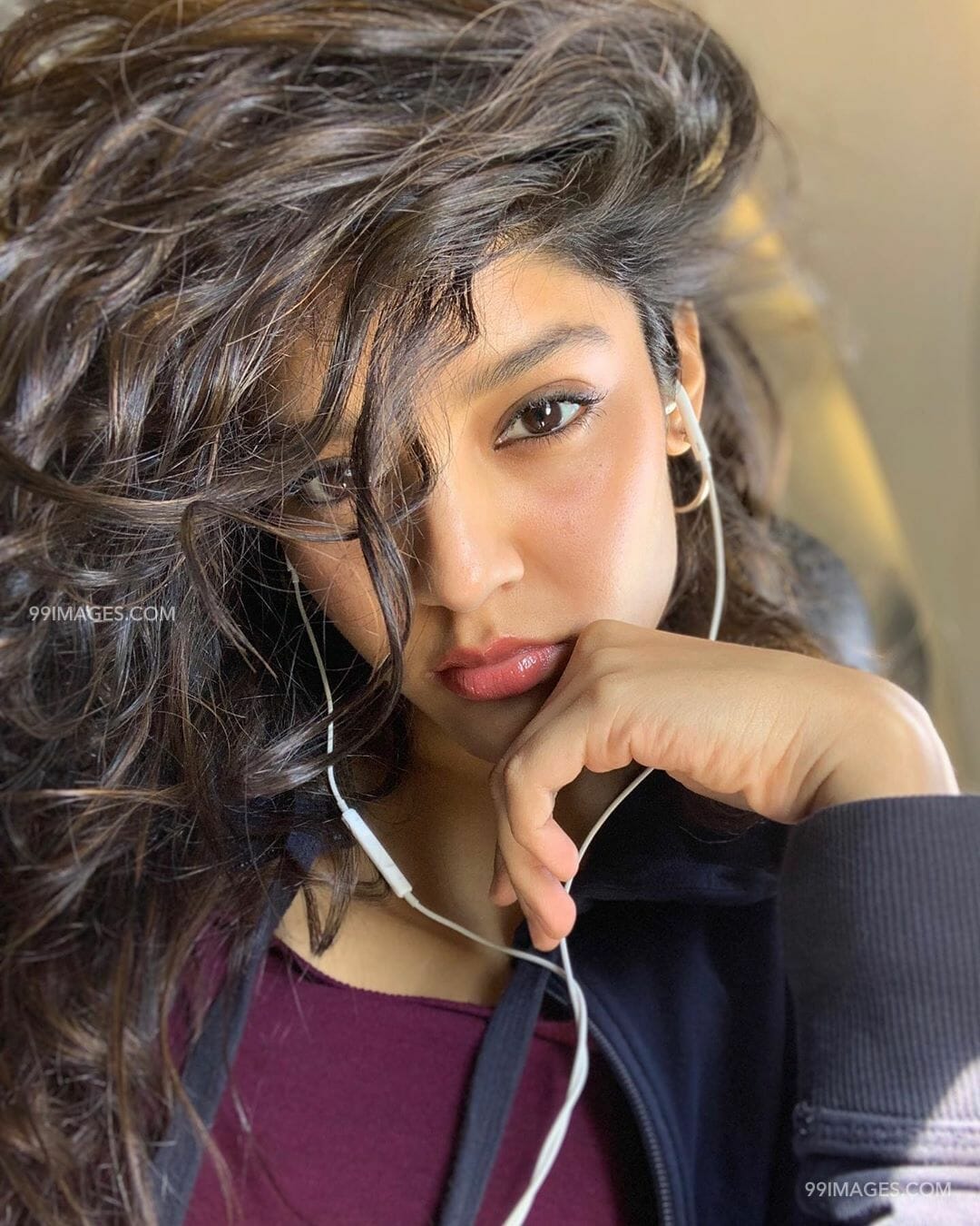 Ritika Singh Hot Wallpapers