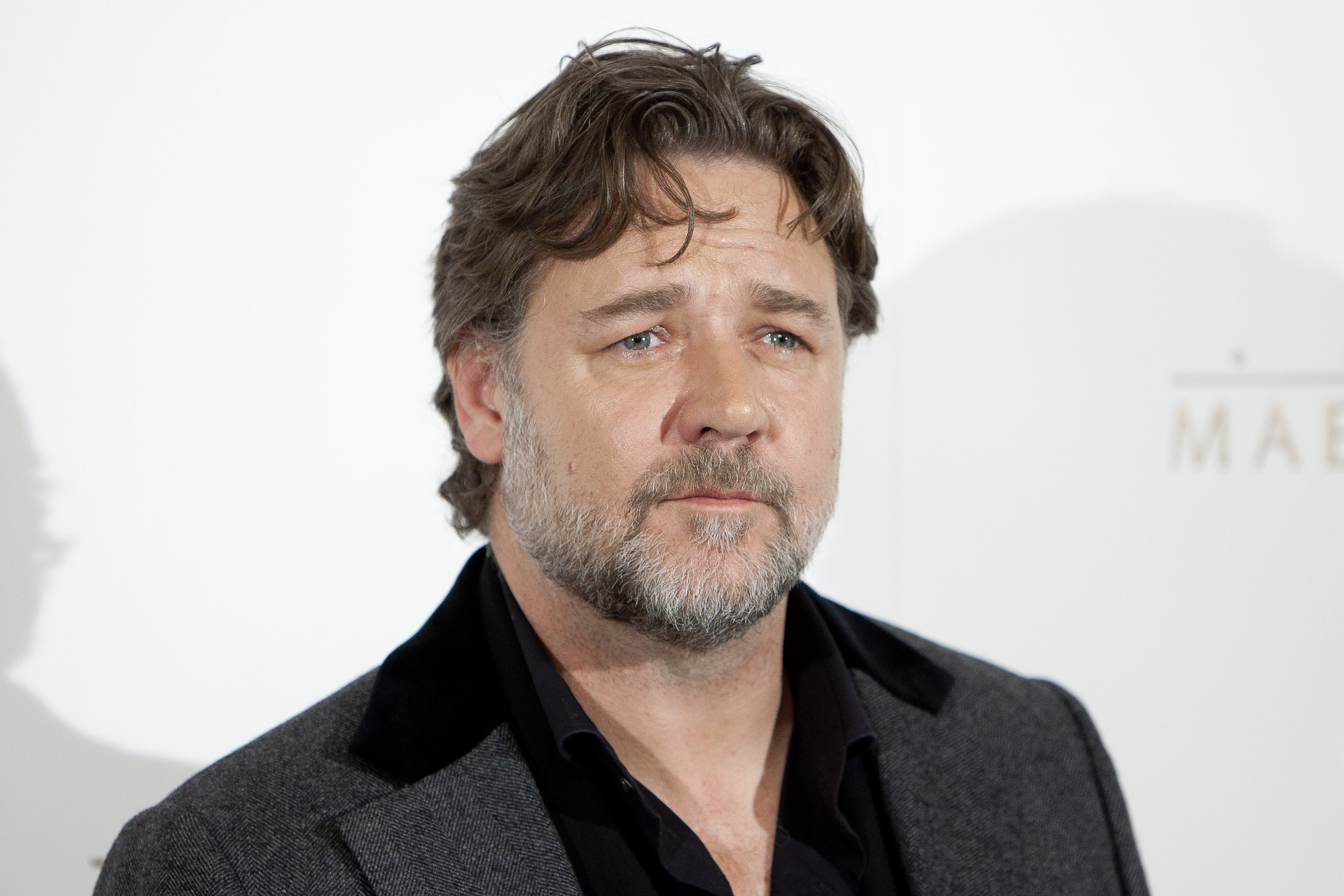 Russell Crowe Images Wallpapers