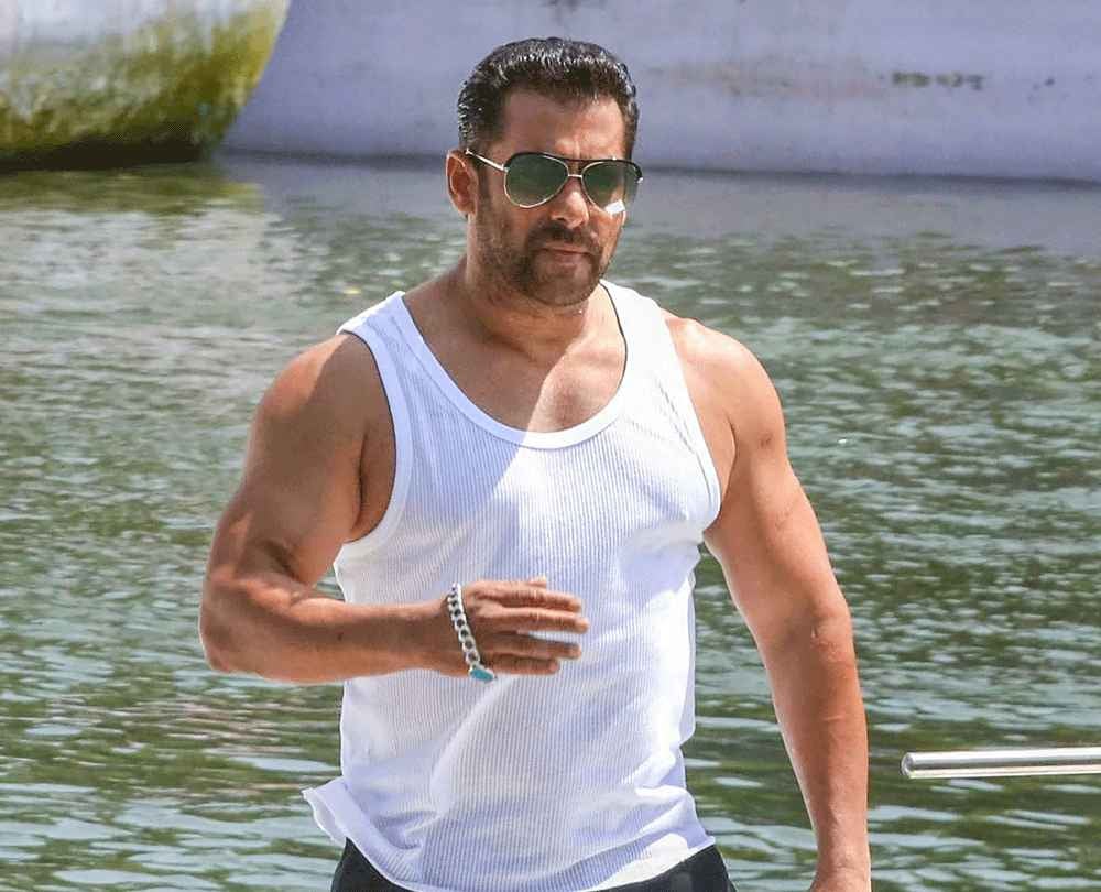 Salman Khan Wallpapers