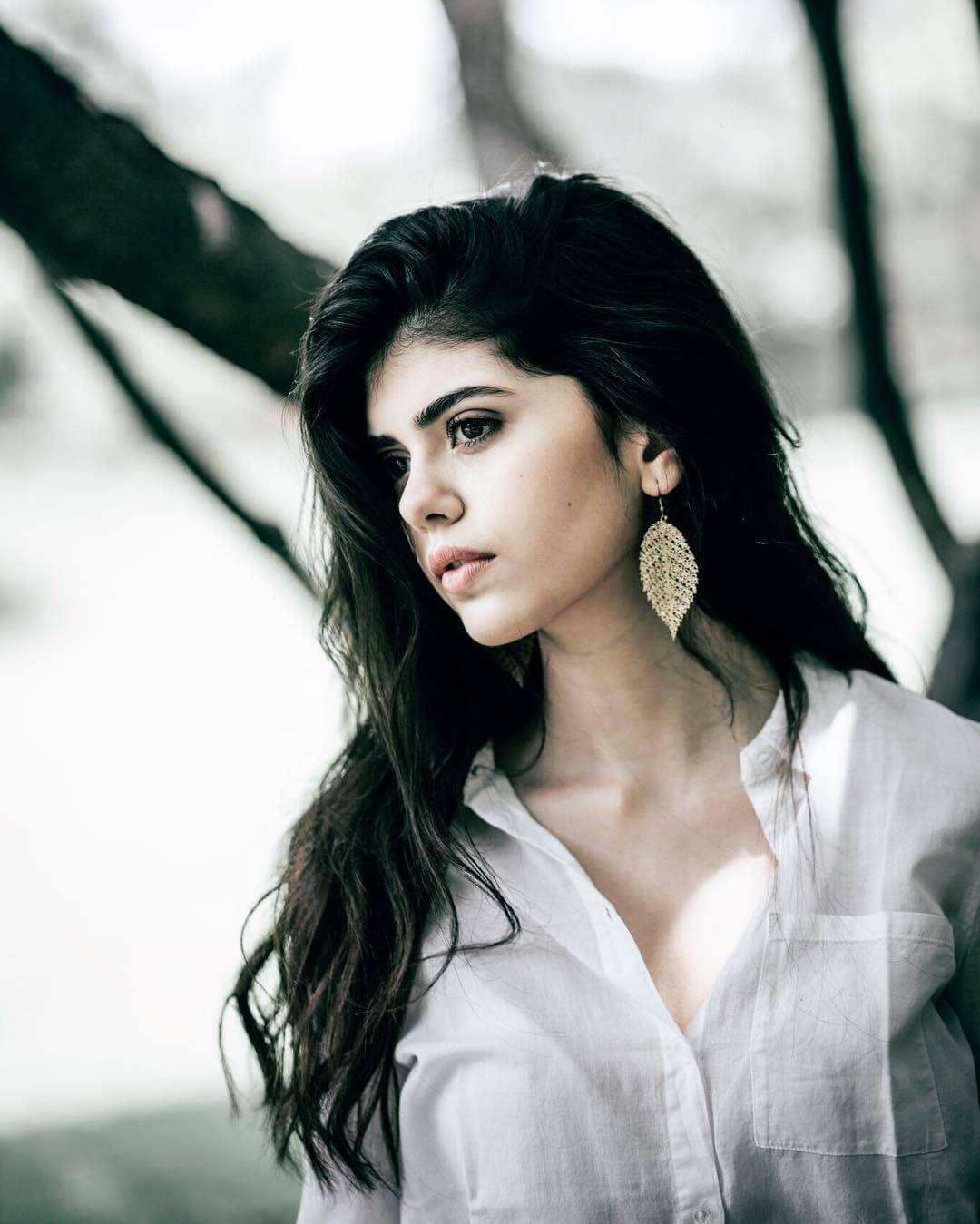 Sanjana Sanghi Hot Wallpapers