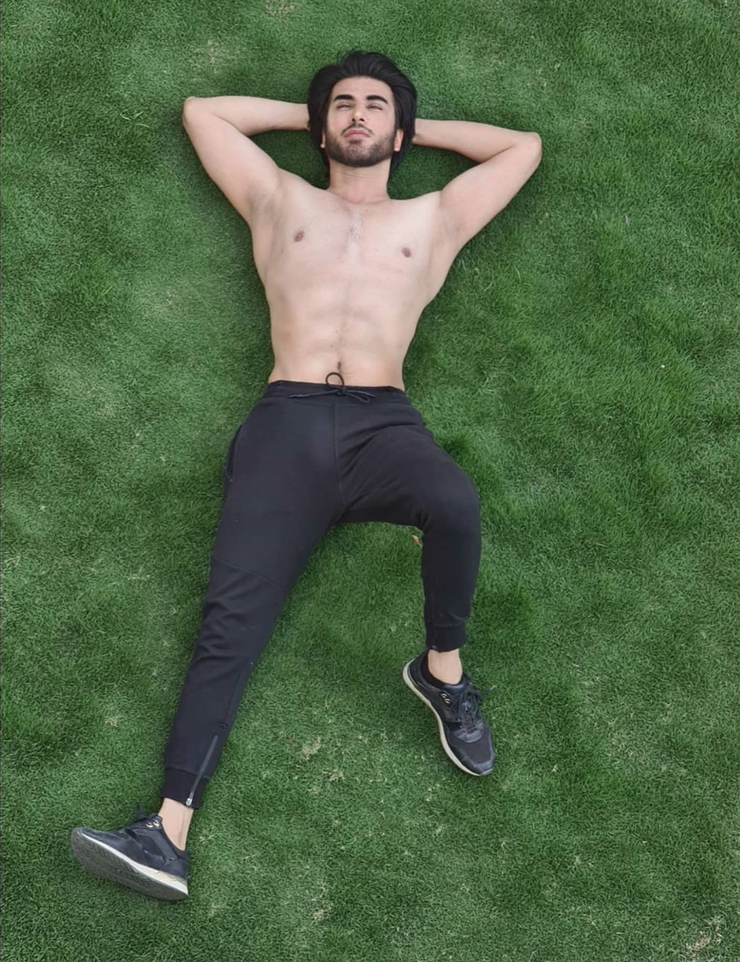 Sebastian Yatra Shirtless Wallpapers