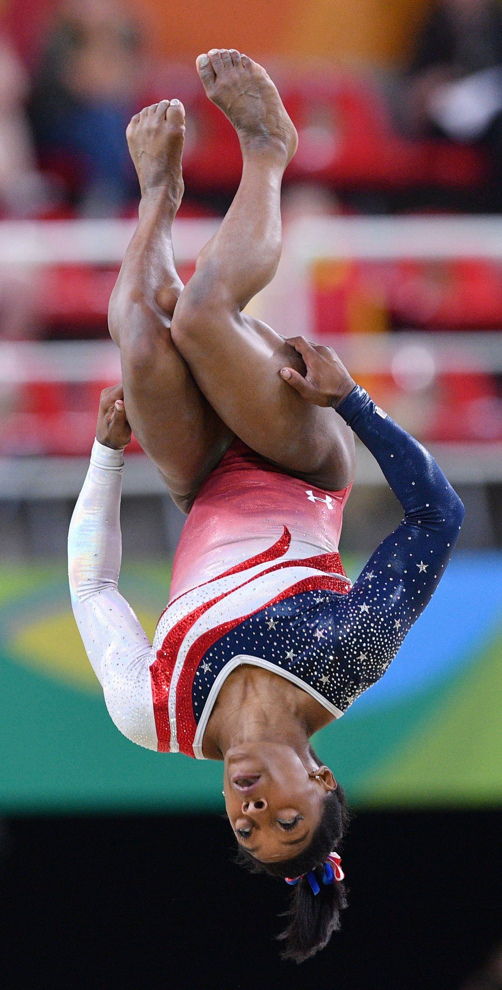 Simone Biles Wallpapers