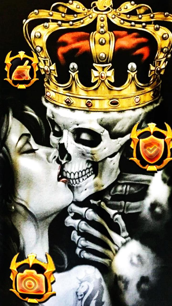 Skull With Crown Wallpapers