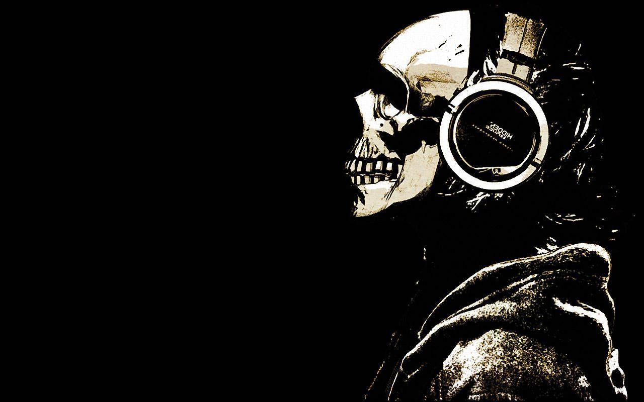 Skull With Headphones Wallpapers