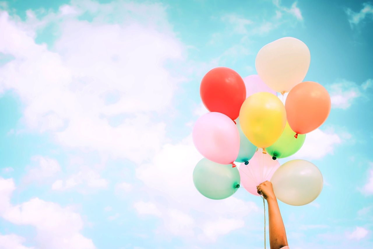 Sky Balloons Wallpapers