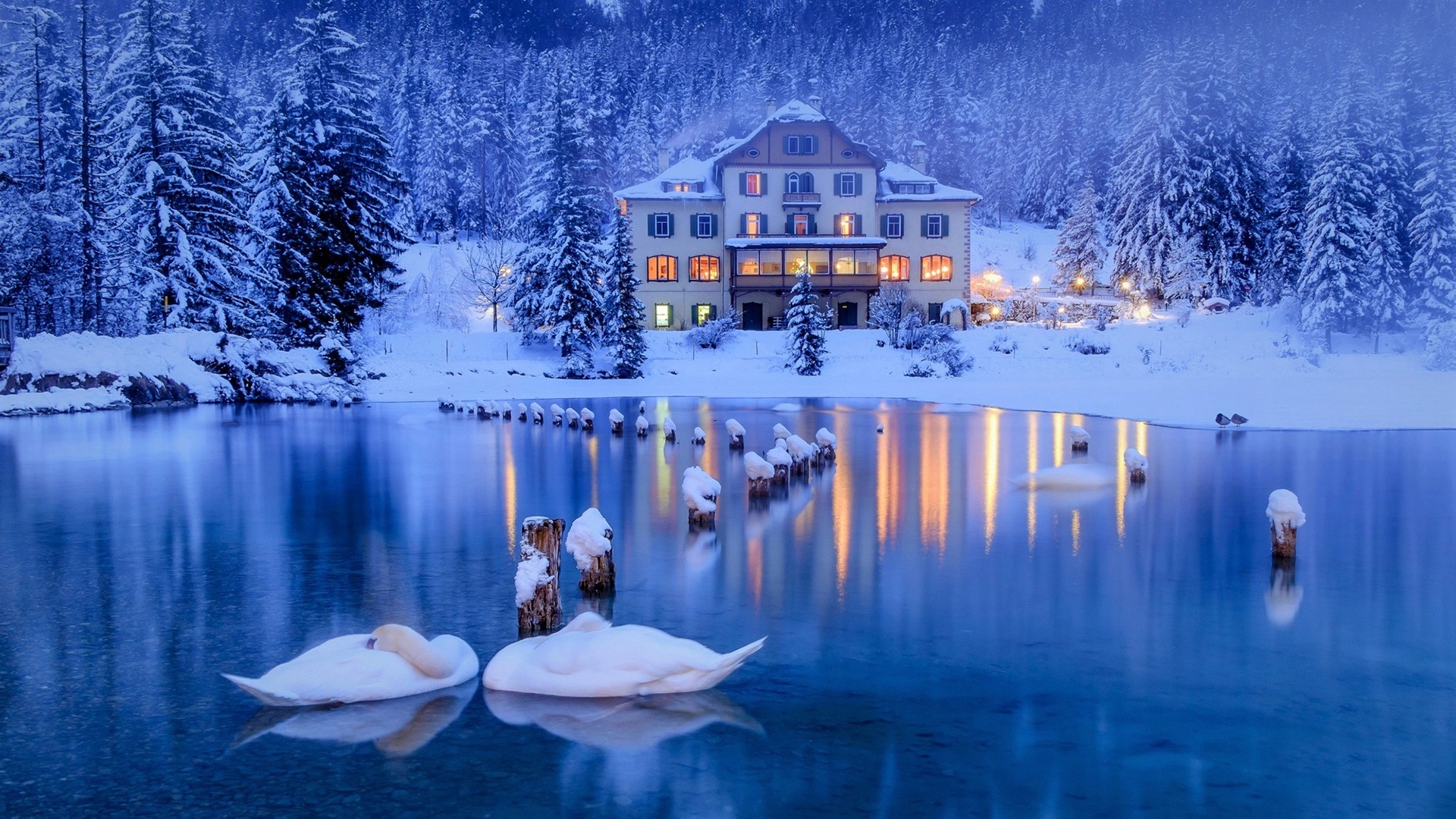 Snow Home Wallpapers