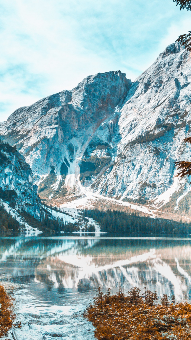 Snowy Mountains Lakes Wallpapers