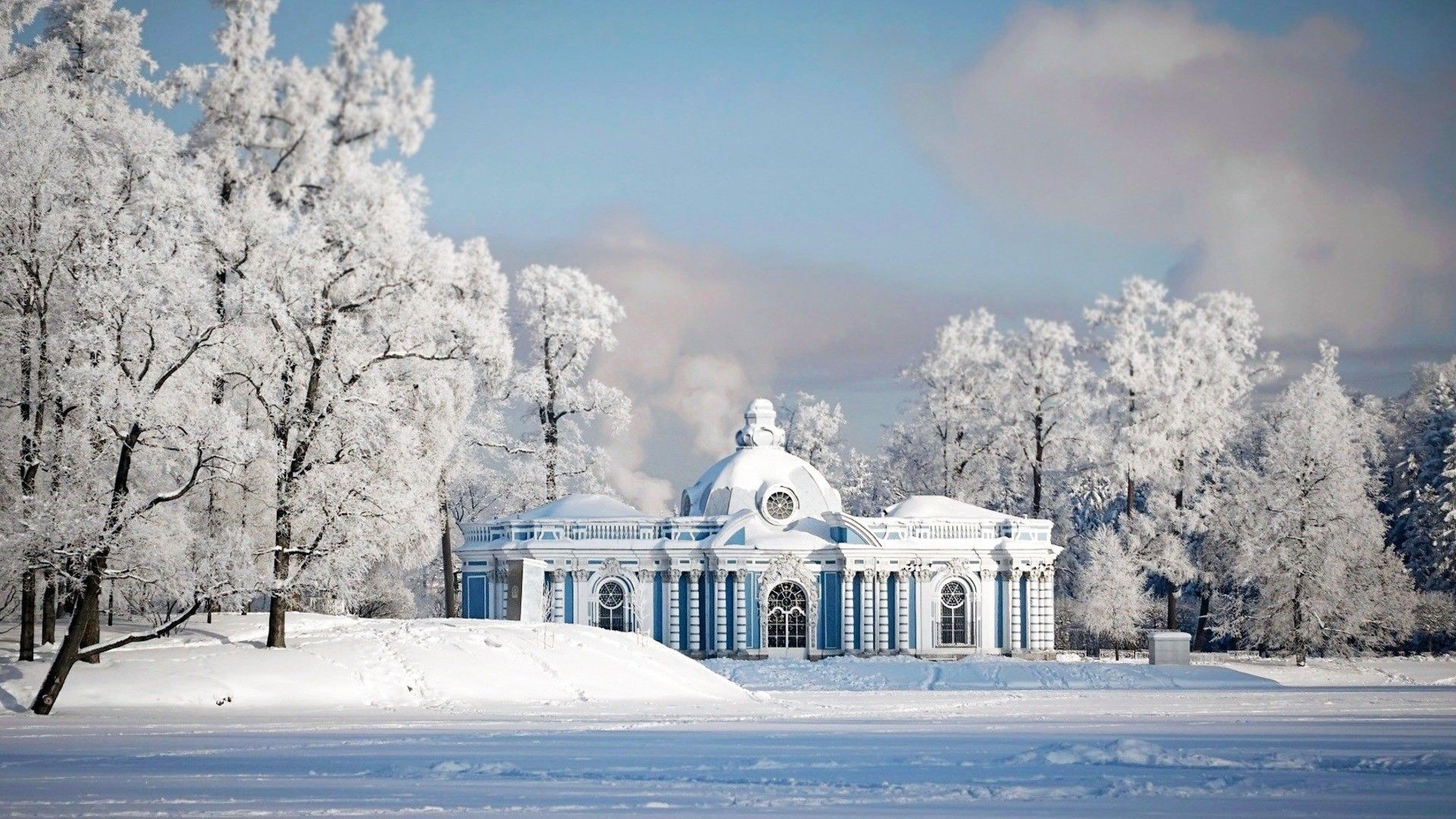 Snowy Russia Wallpapers