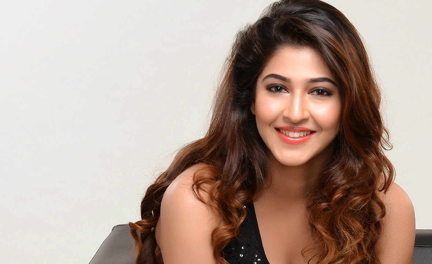 Sonarika Bhadoria Photo Wallpapers