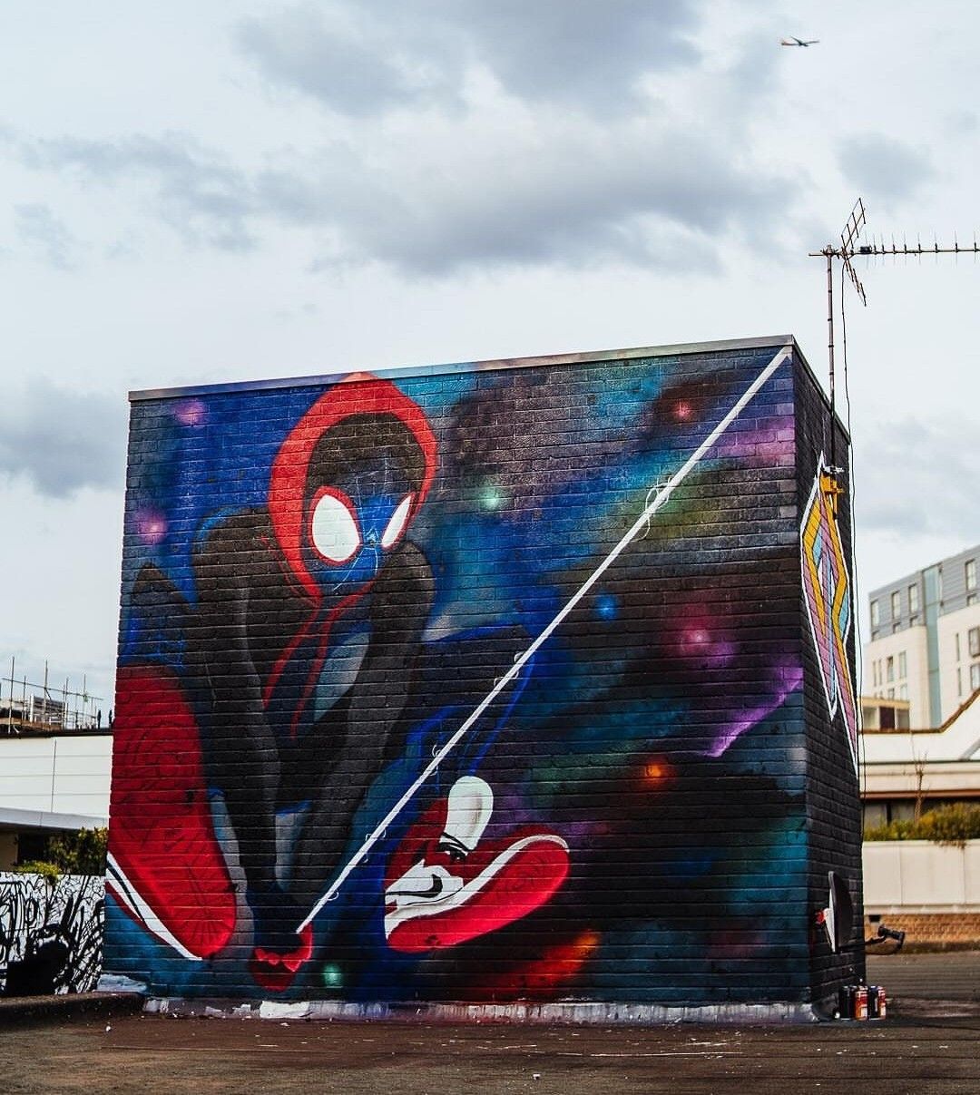 Spider Man Into The Spider Verse Graffiti Wallpapers