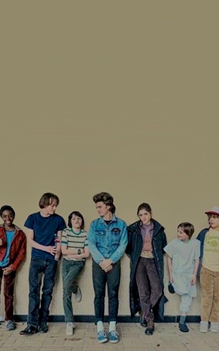 Stranger Things Cast Wallpapers