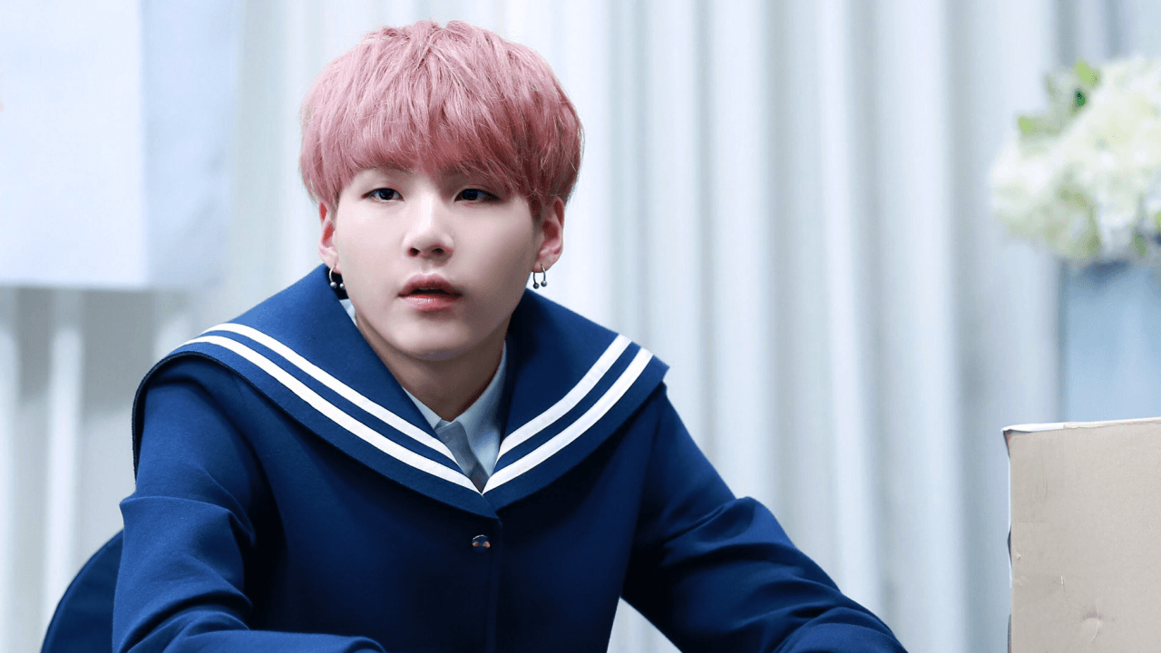 Suga Cute Photos Wallpapers