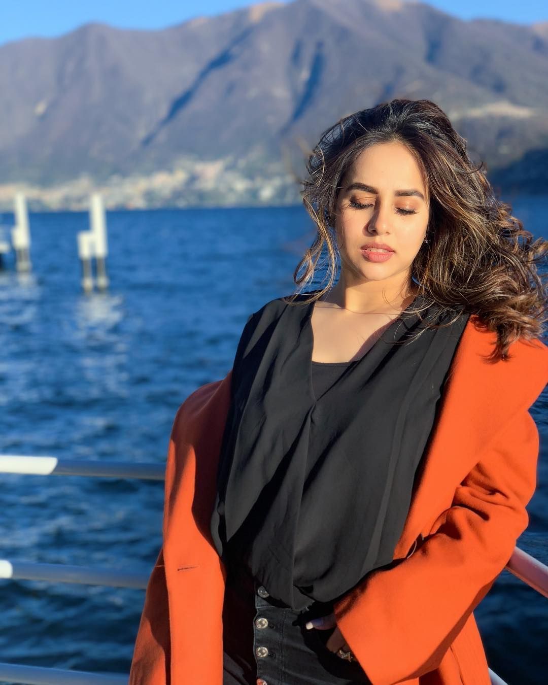 Sunanda Sharma Hot Wallpapers