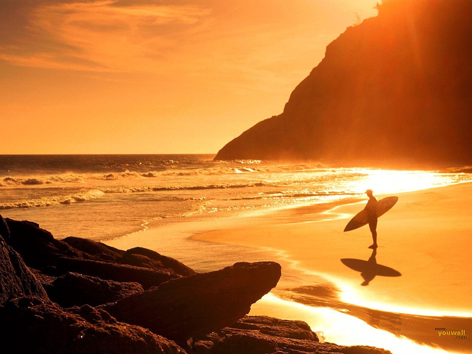 Sunset Surfing Wallpapers