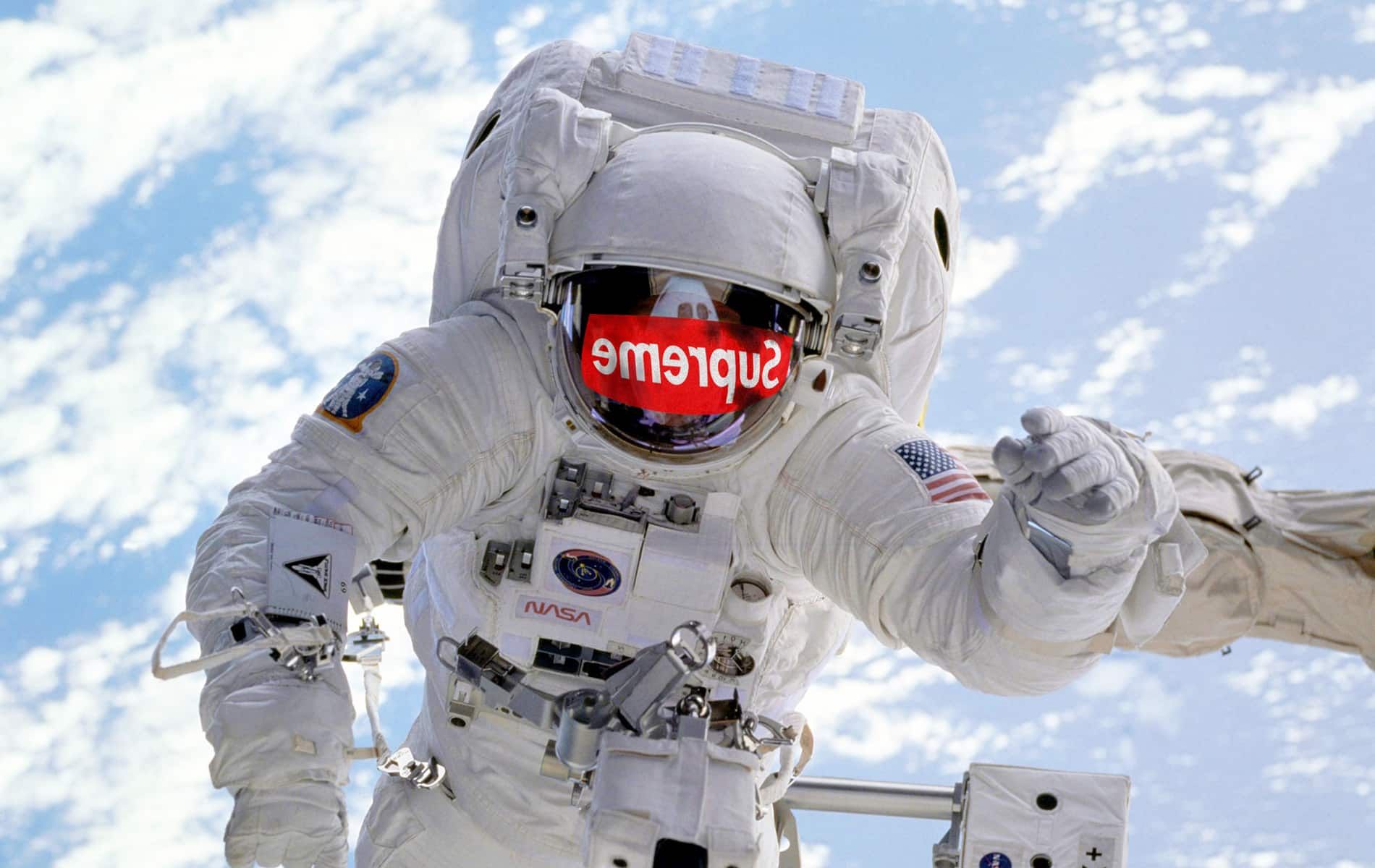 Supreme Astronaut Wallpapers