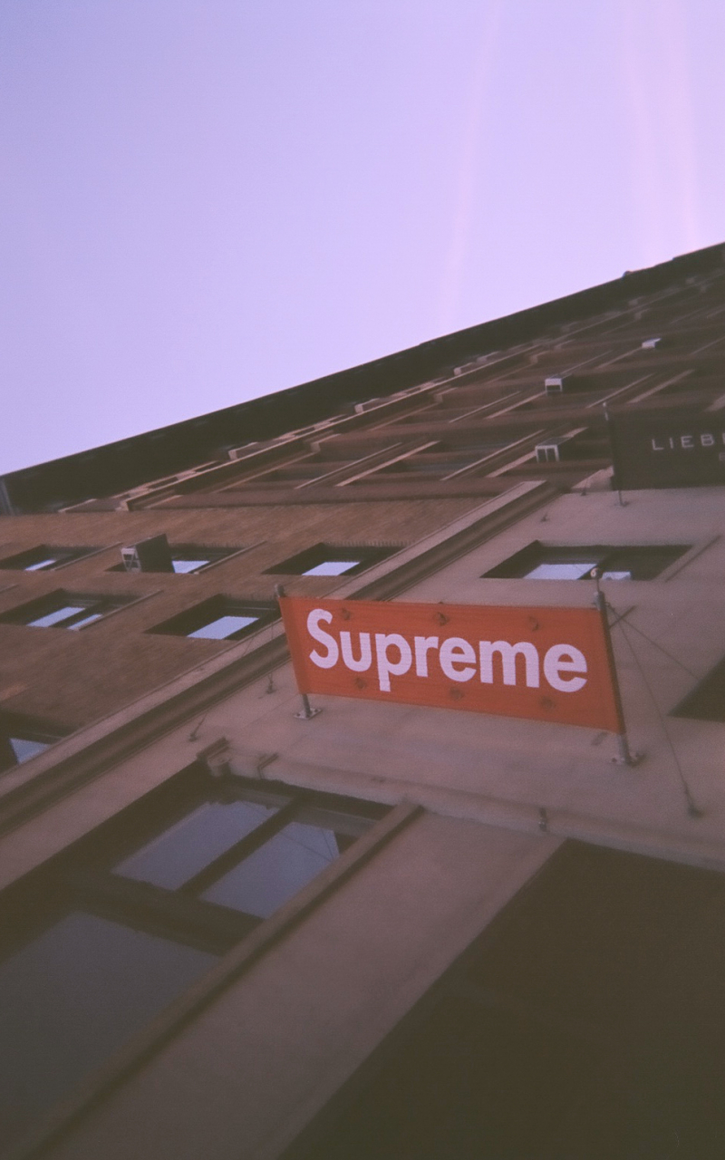 Supreme New York Wallpapers