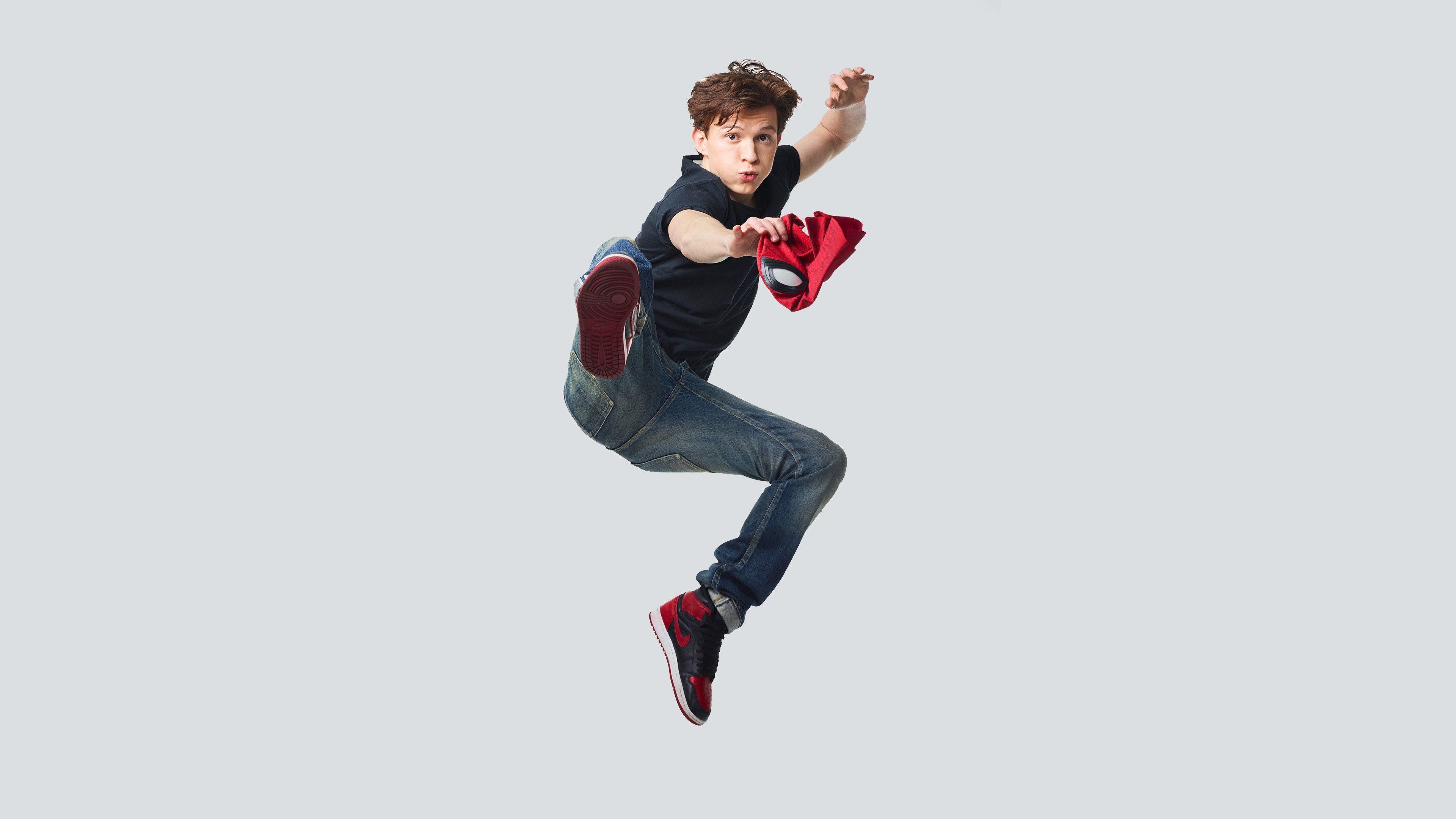 Tom Holland Computer Wallpapers