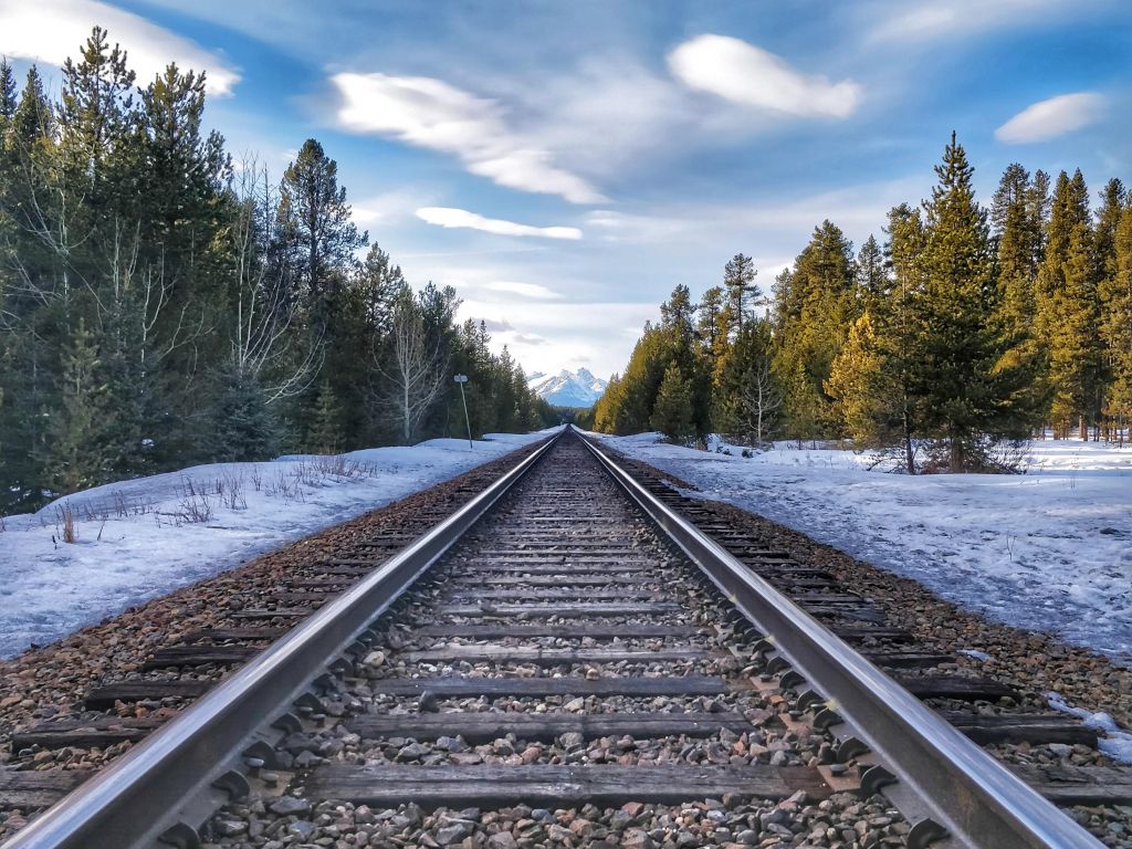 Tracks Wallpapers