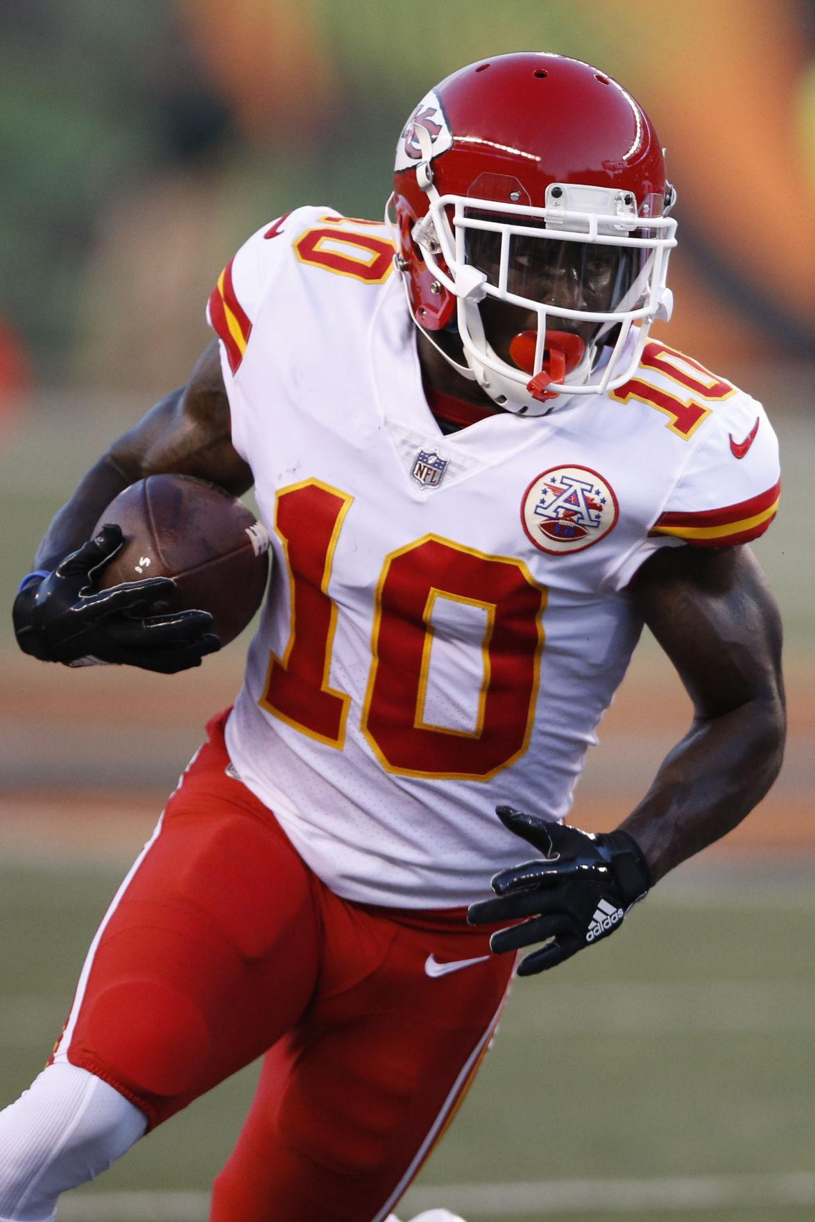 Tyreek Hill Iphone Wallpapers