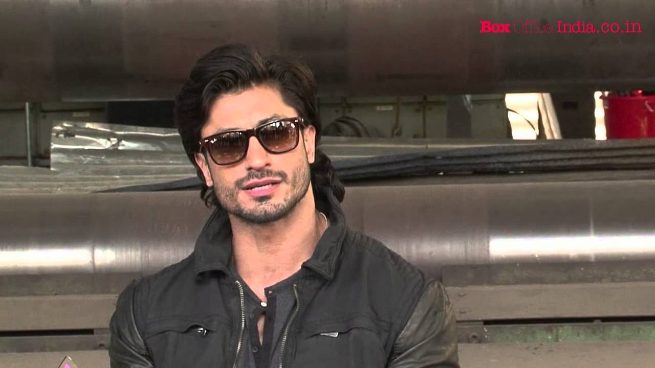 Vidyut Jamwal Hairstyle Wallpapers