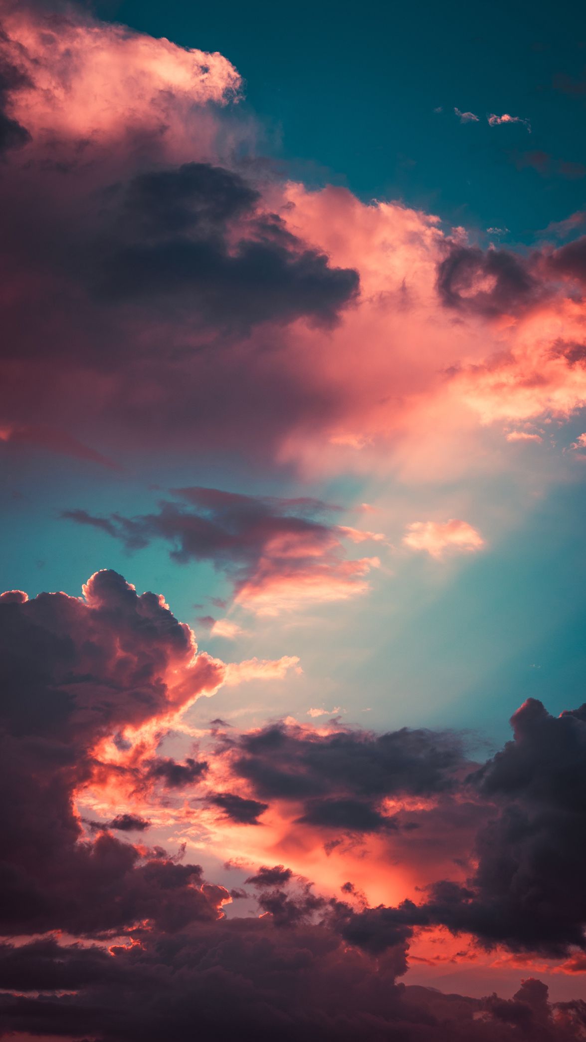 Vintage Aesthetic Clouds Wallpapers