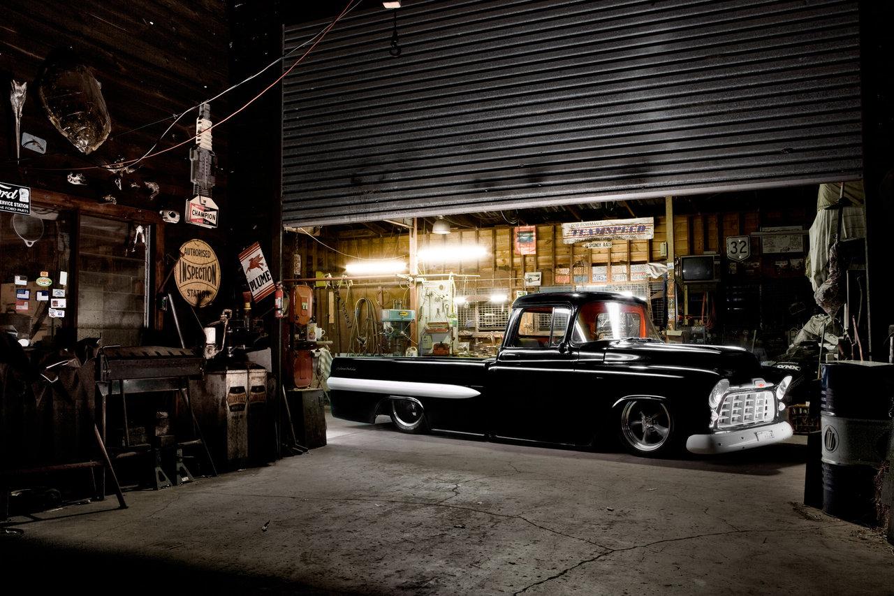 Vintage Garage Wallpapers