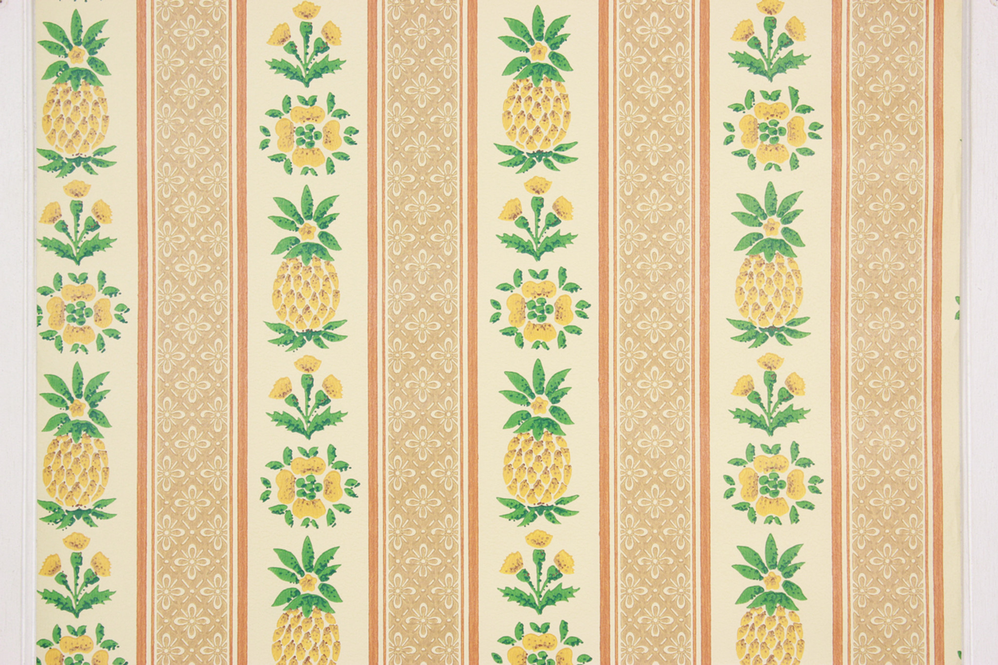 Vintage Pineapple Patterns Wallpapers