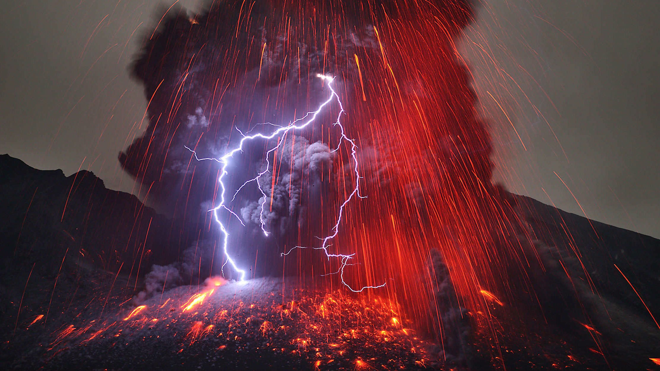 Volcano Lightning Wallpapers