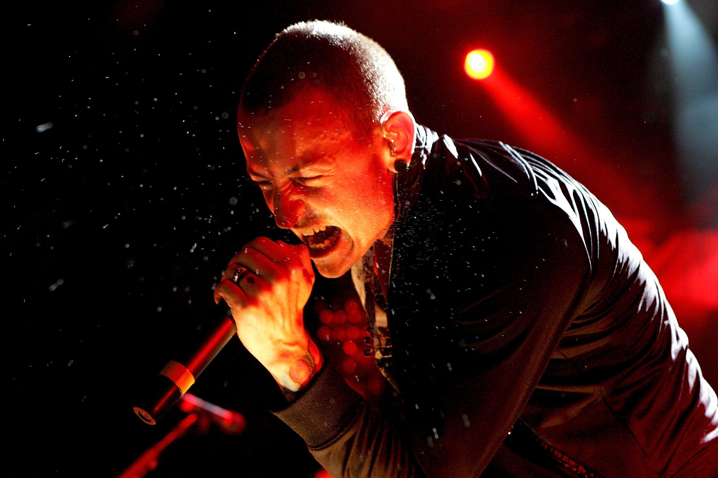 Wallpaper Chester Bennington Wallpapers