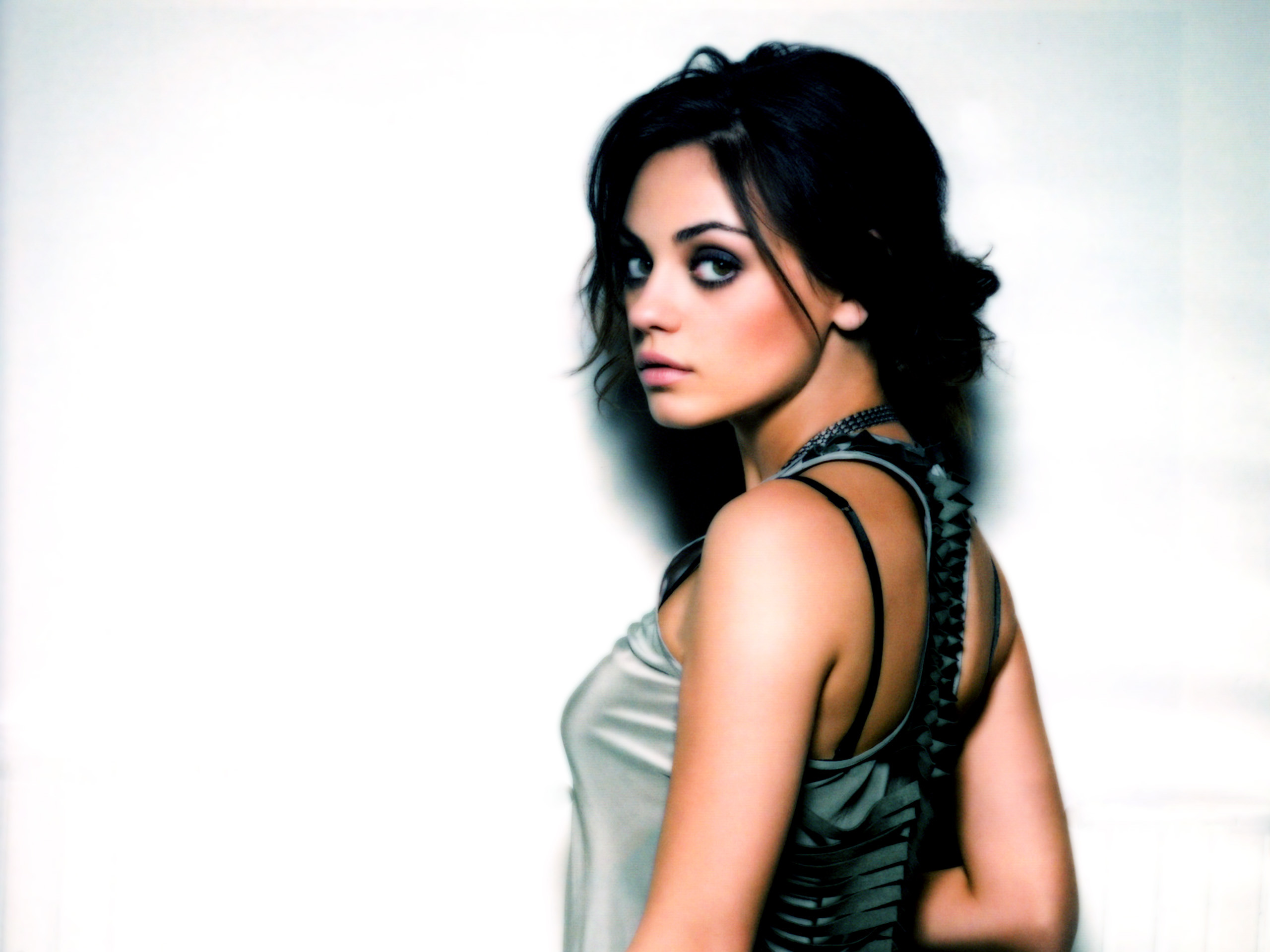 Wallpaper Mila Kunis Wallpapers