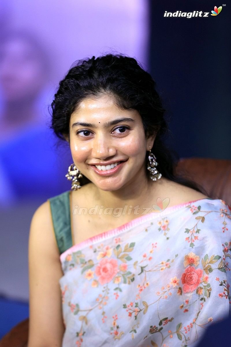 Wallpaper Sai Pallavi Wallpapers