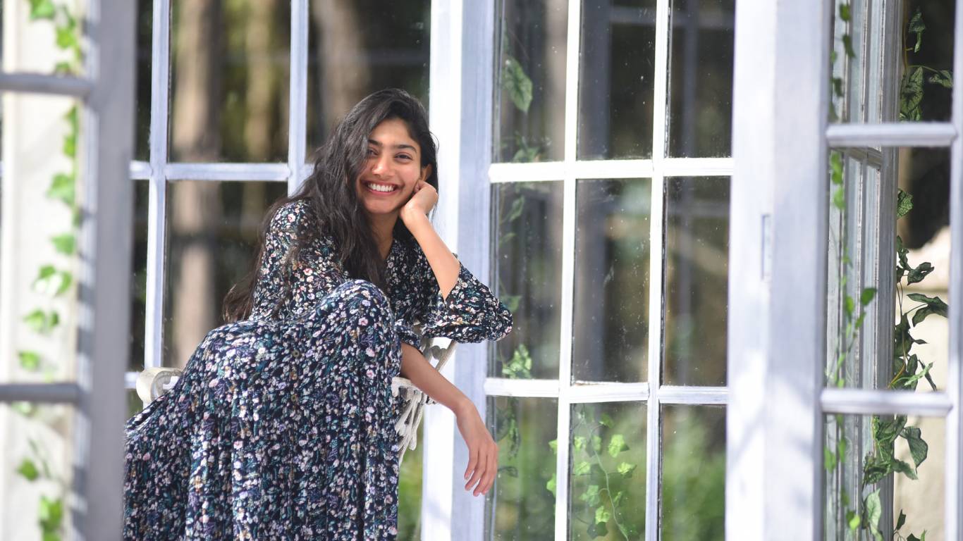 Wallpaper Sai Pallavi Wallpapers