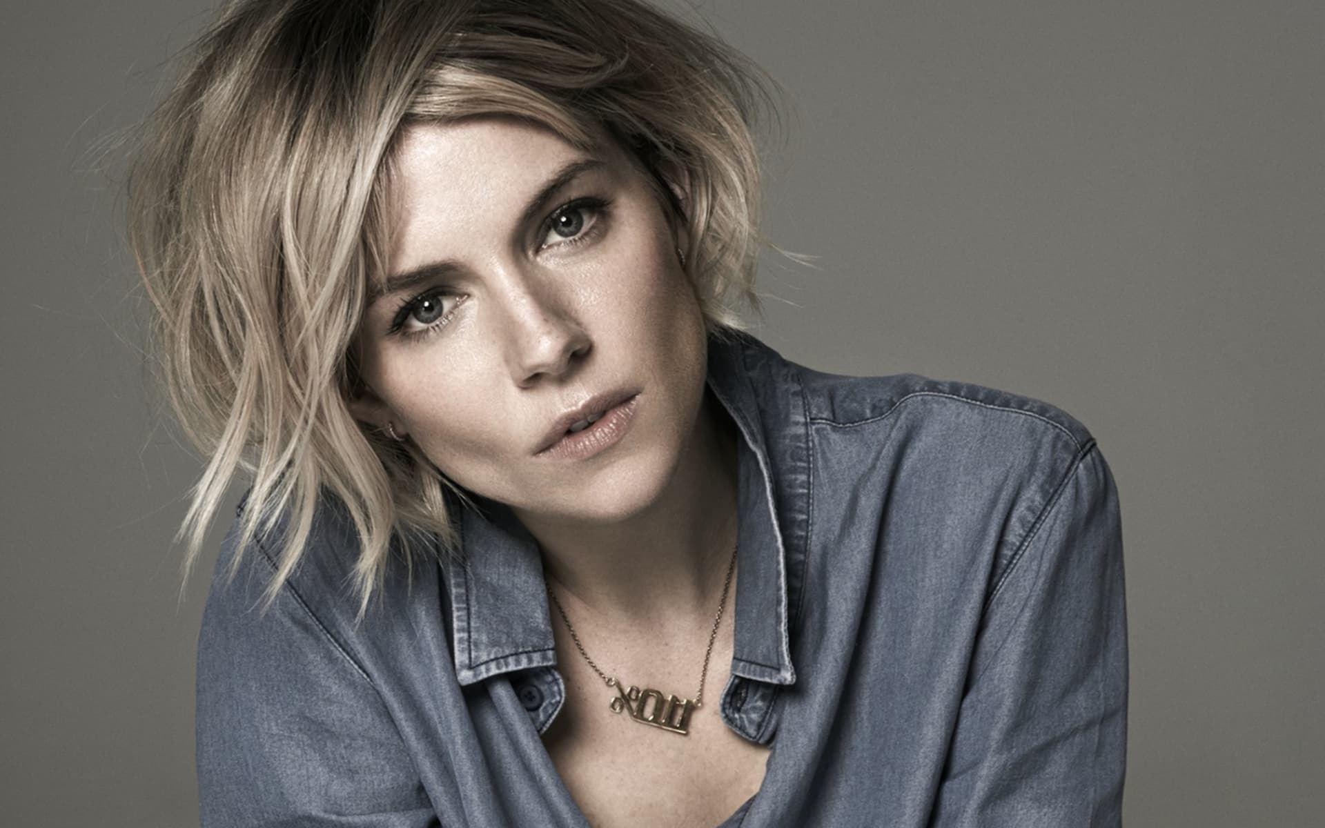 Wallpaper Sienna Miller Wallpapers