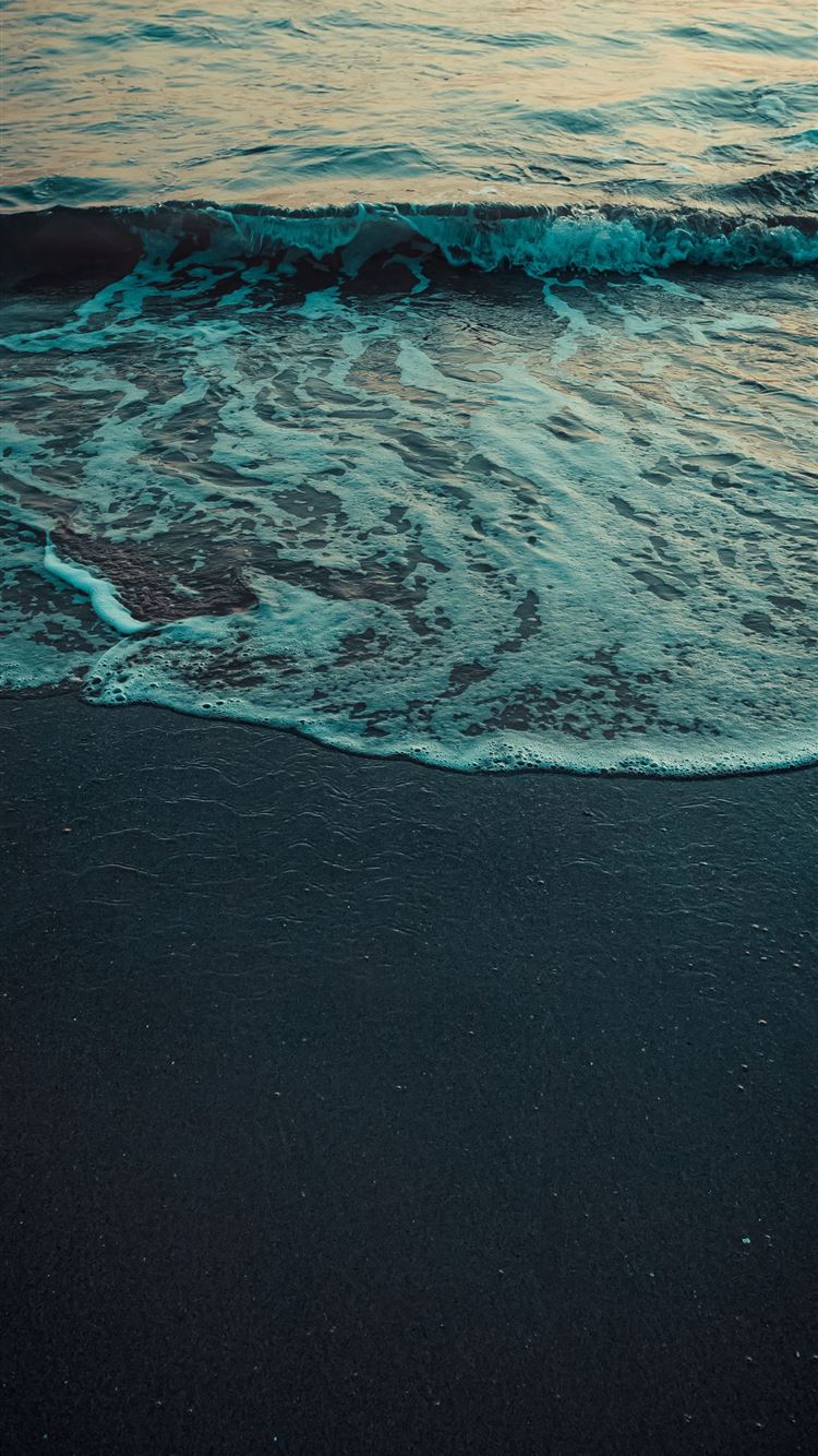 Waves Aesthetic Wallpapers