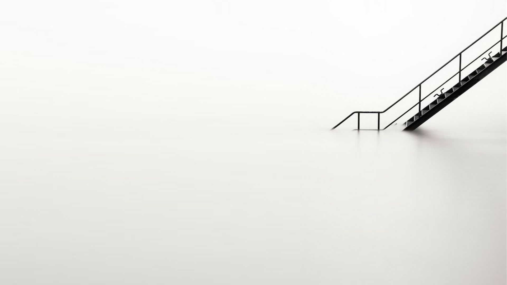 White Minimalist Wallpapers