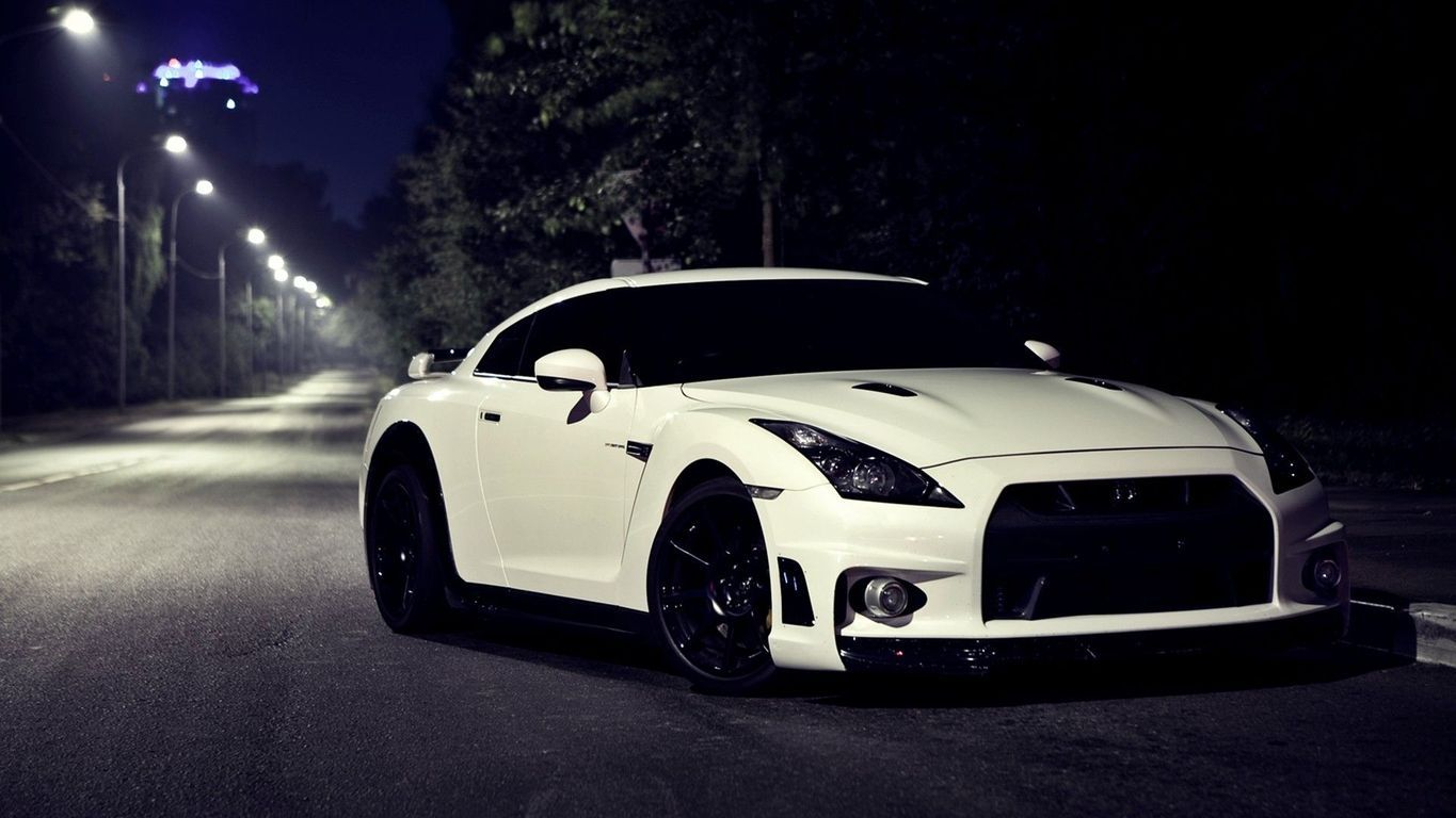 White Nissan Gtr Wallpapers