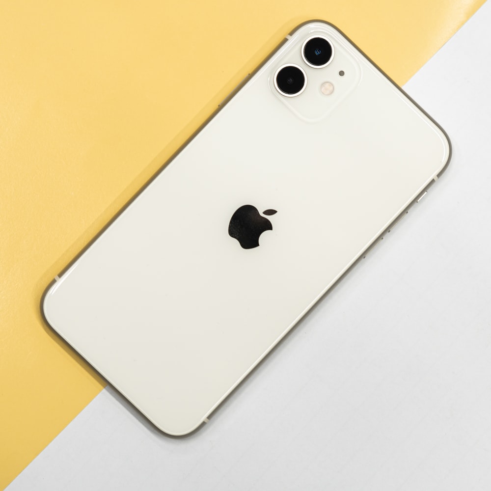 White Iphone 11 Wallpapers