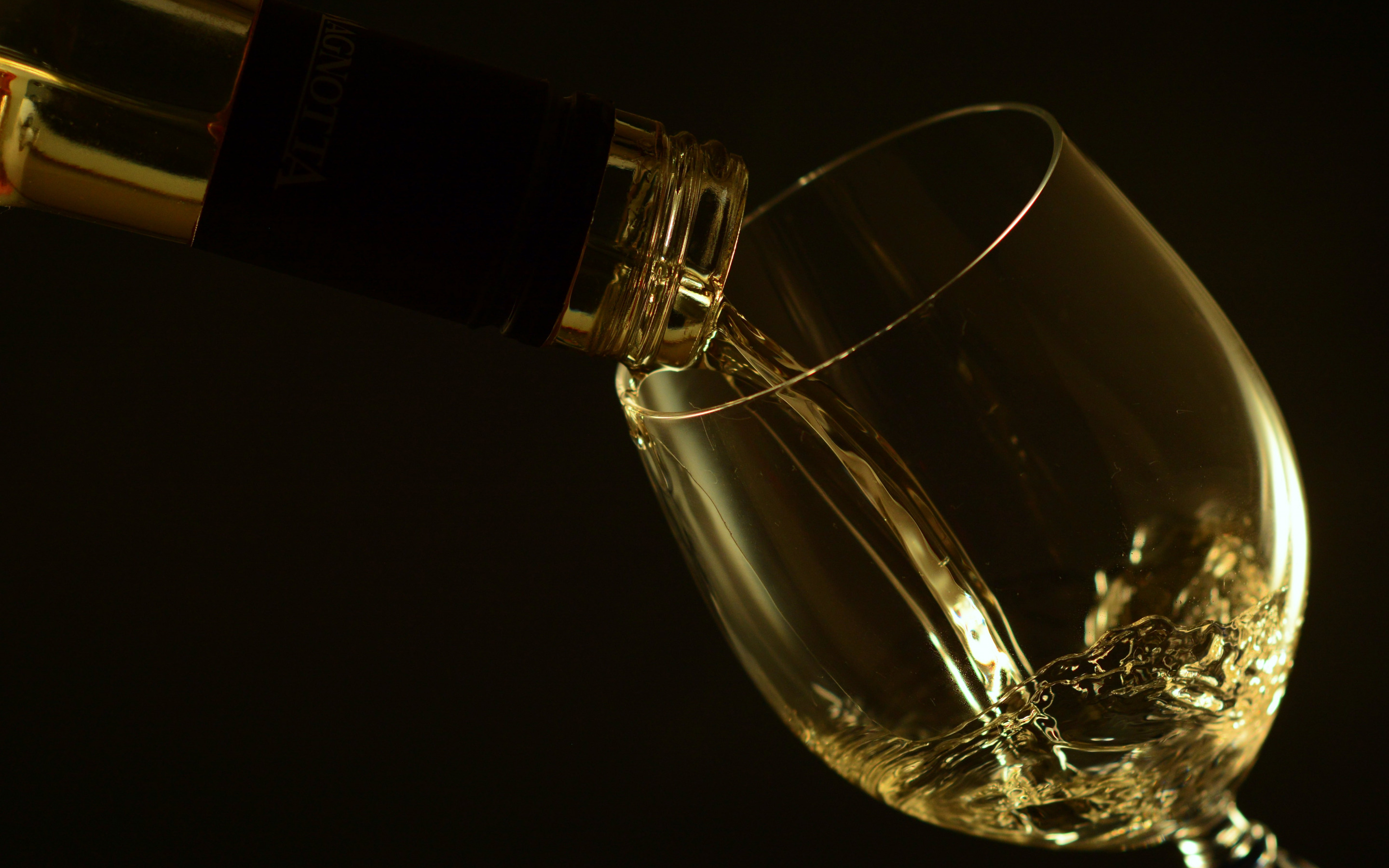 White Wine Wallpapers