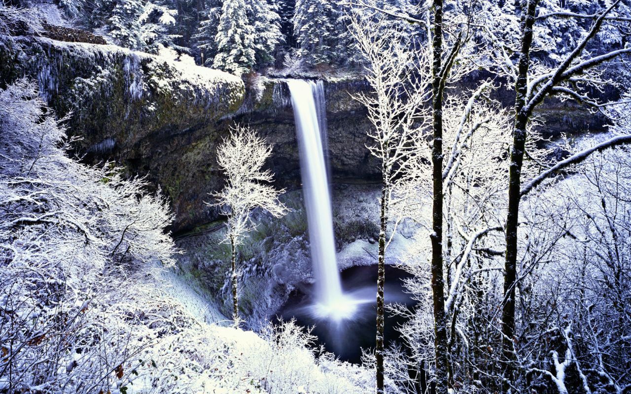 Winter Waterfall Wallpapers