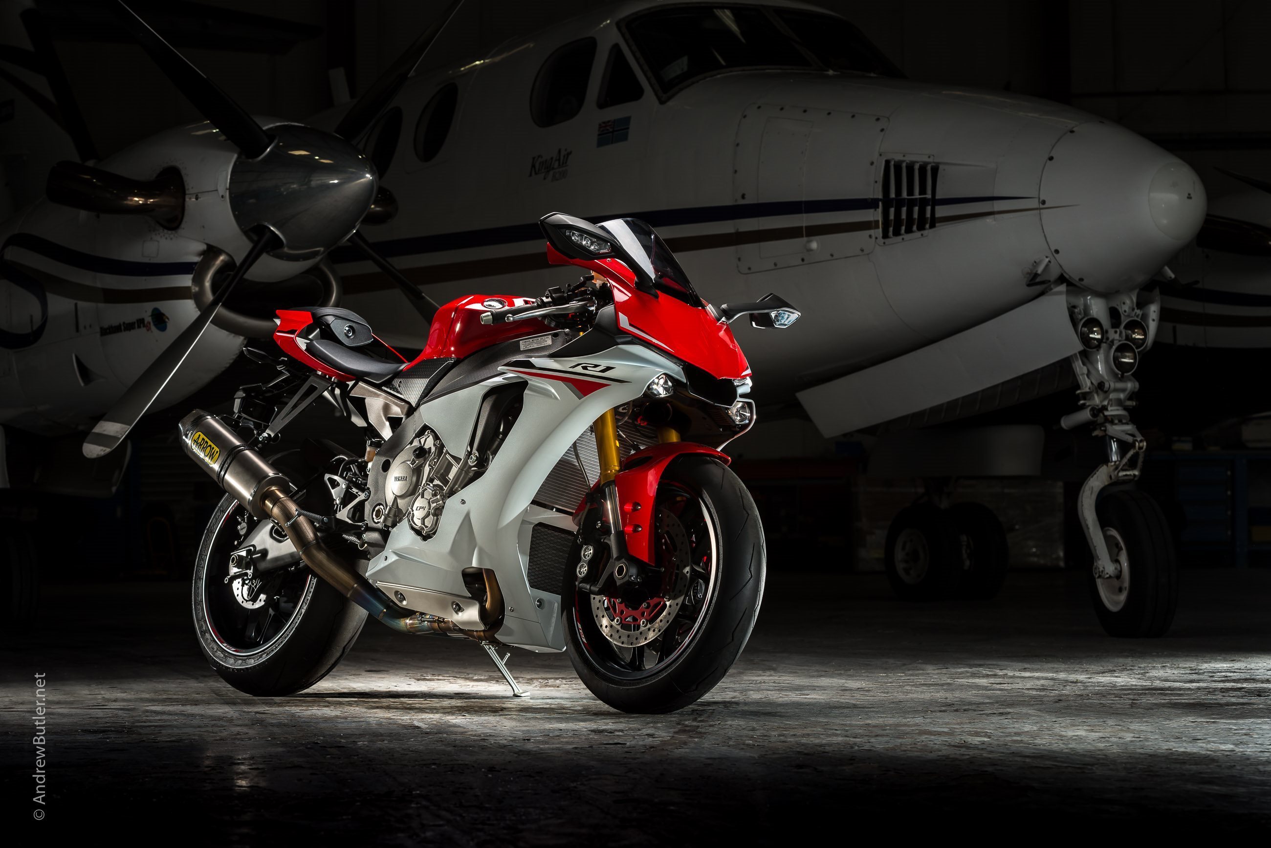 Yamaha R1 Red Wallpapers