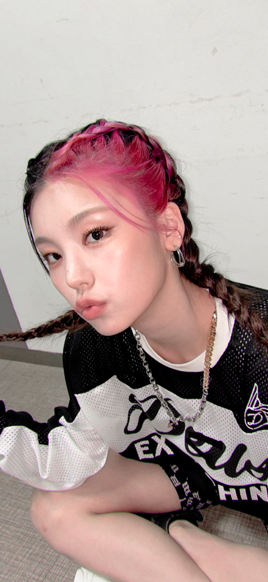 Yeji Itzy Wallpapers