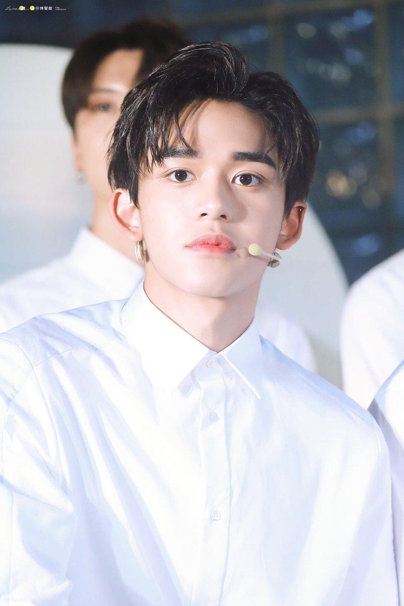 Yukhei Wallpapers