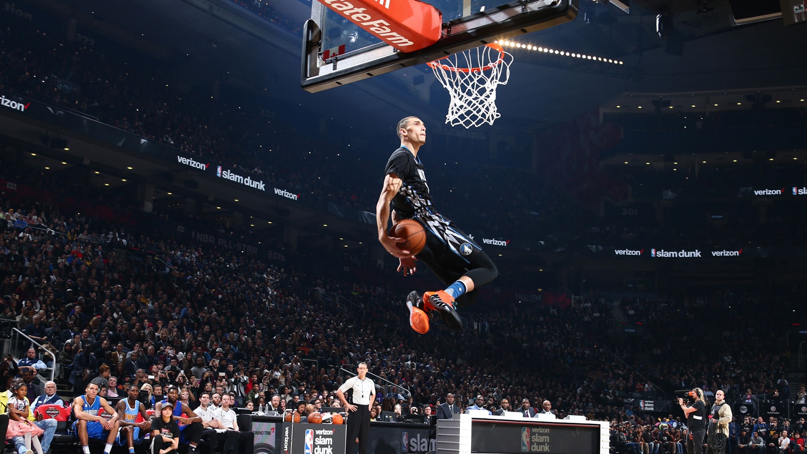 Zach Lavine Dunk Wallpapers