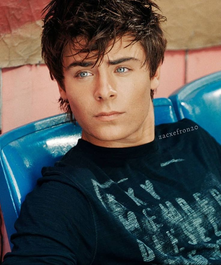 Zack Effron Wallpapers