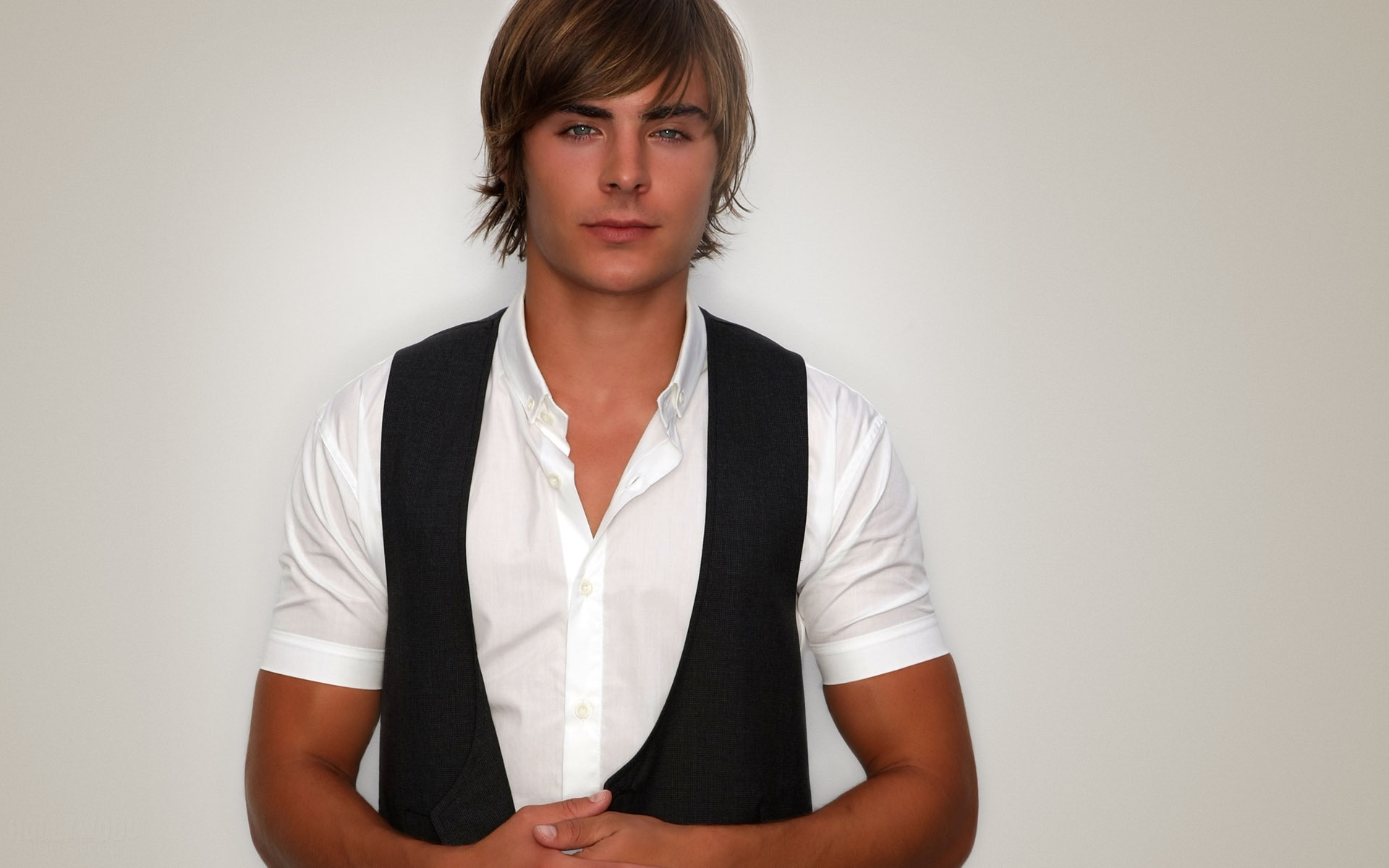 Zack Effron Wallpapers