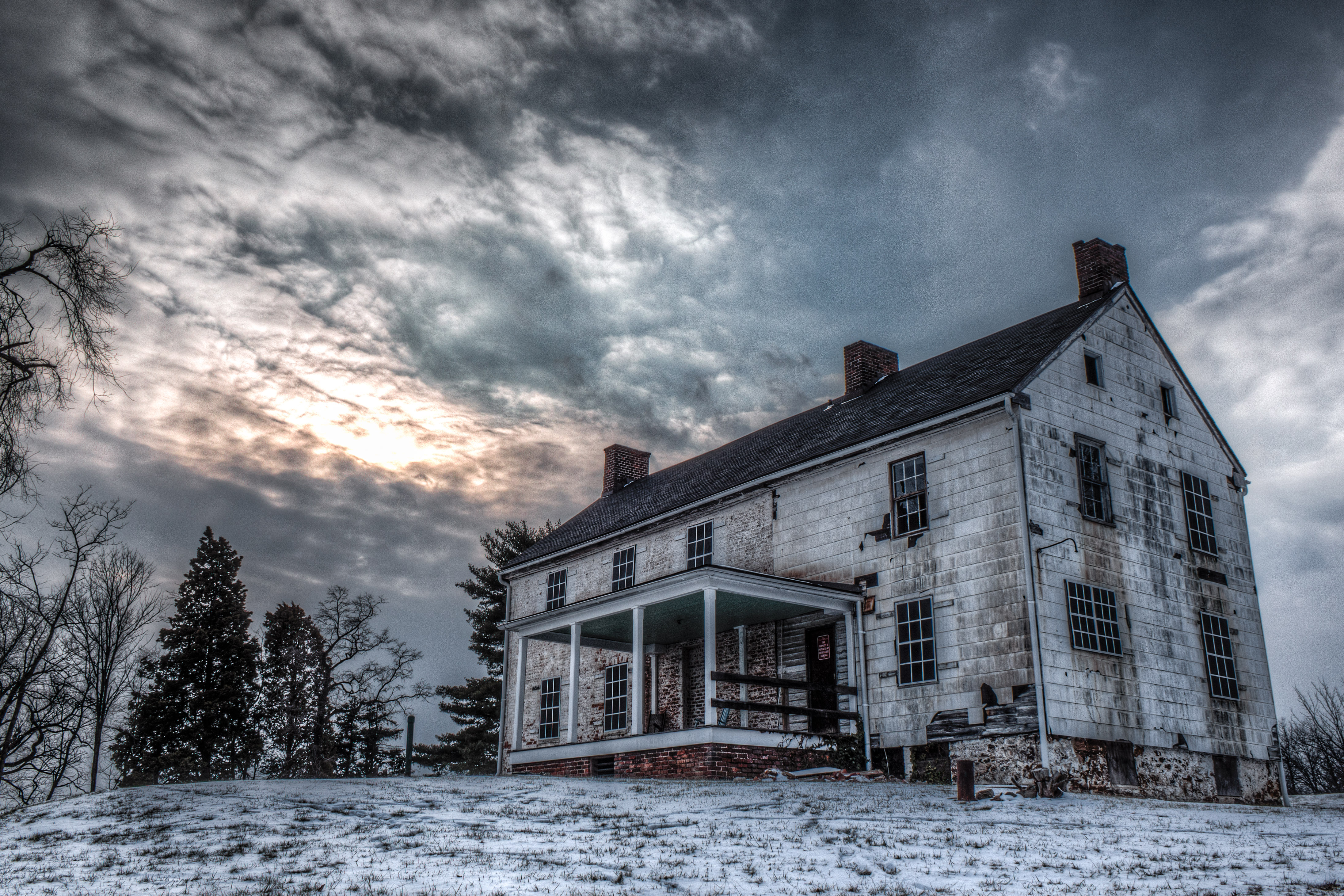 Abandoned House Background